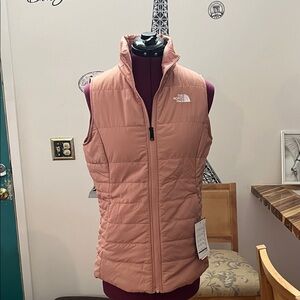 The North Face Women's Dusty Rose Quilted Insulated Vest